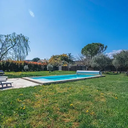 Moderne Avec Piscine Dans Village Calme Villa *